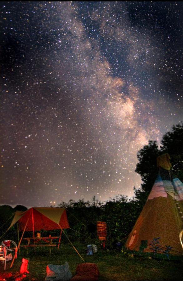 Big Sky Tipi Holidays Wartling Dış mekan fotoğraf